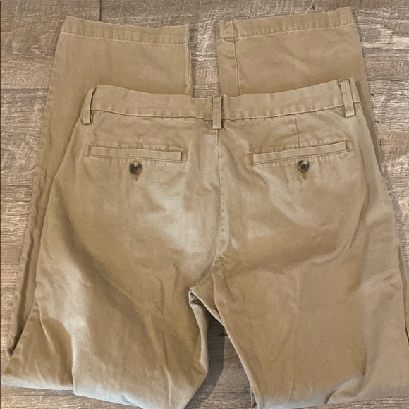 Old Navy Tan Chinos Classic Flat-Front Design - Picture 6 of 6